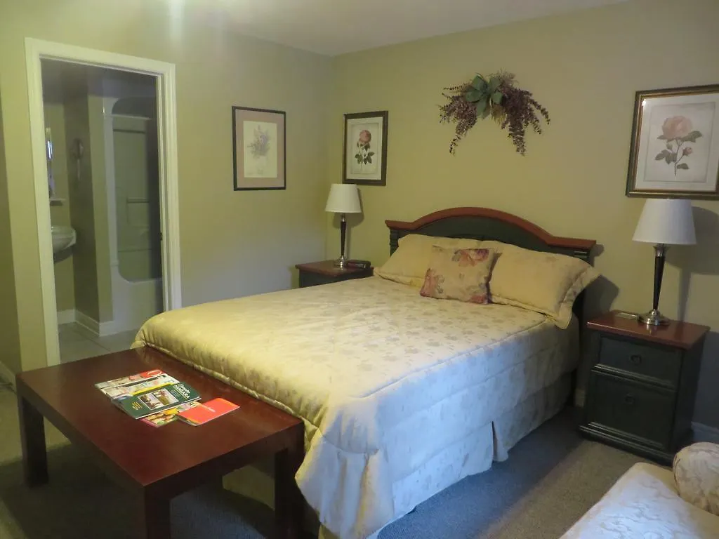 Villa Gardenia Bed & Breakfast Niagara Falls